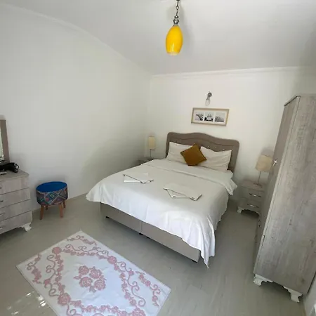 Tolga Hotel