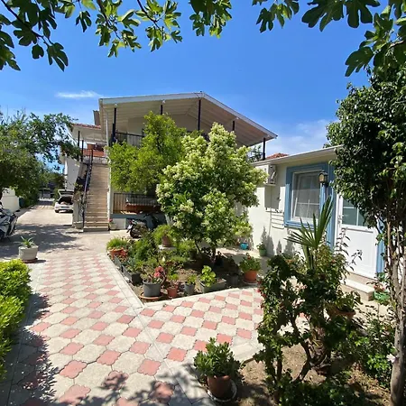 Tolga Hotel